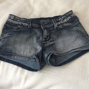 Max rave shorts